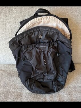 mens north face recon backpack green The North Face Recon Backpack